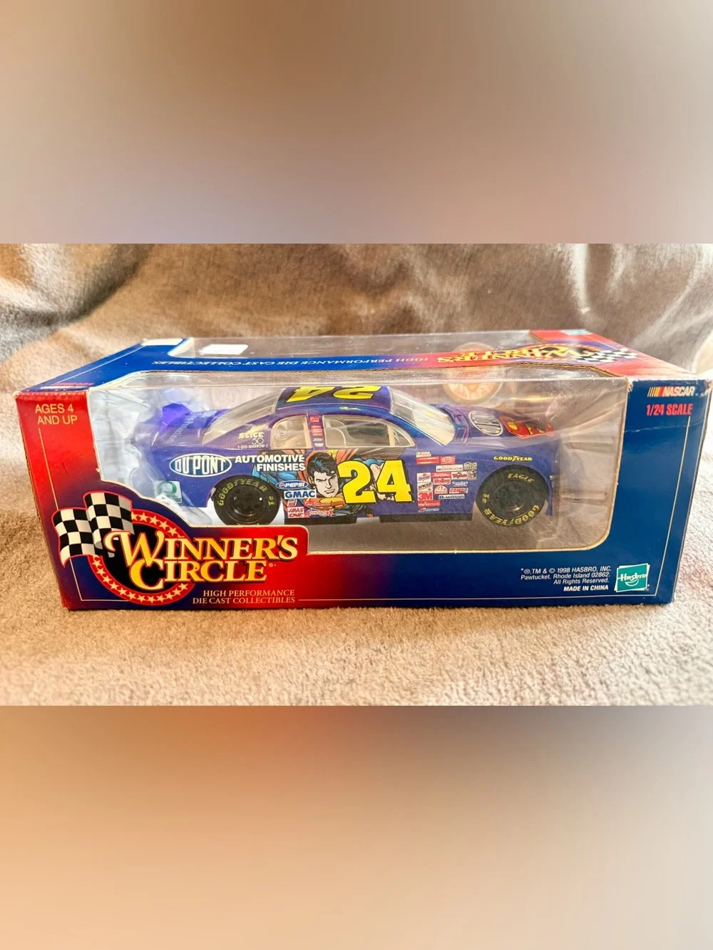 Die-Cast #24 Jeff Gordon Superman Winner’s Circle Collectible -Unopened